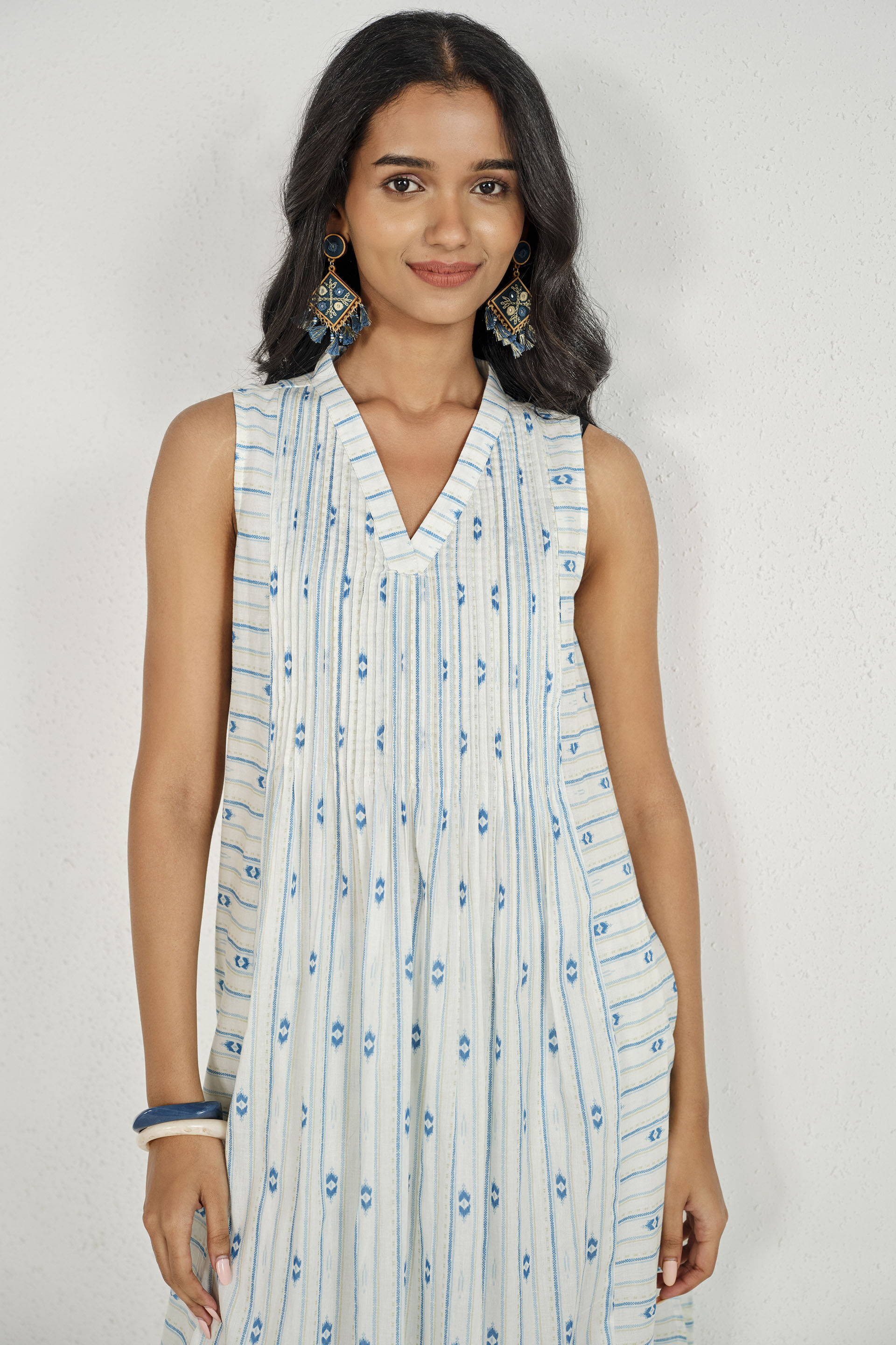 Sharvari Cotton Kurta Set, White, image 3